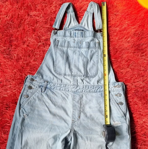 Abercrombie & Fitch  Distressed Boyfriend Ankle Length Light Wash Denim Overalls - Picture 7 of 11